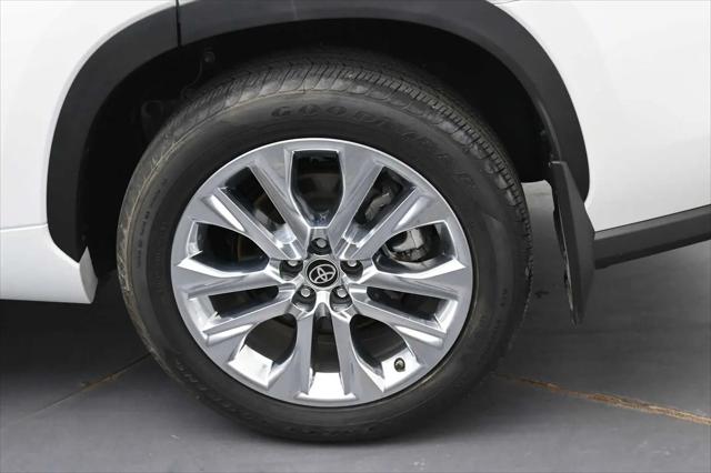2025 Toyota Highlander Limited