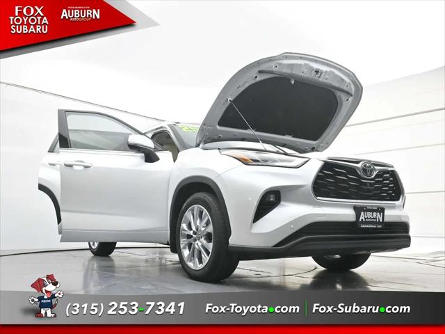 2025 Toyota Highlander Limited