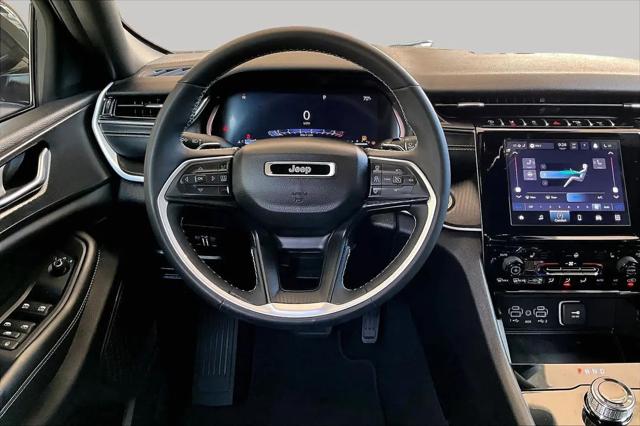 2023 Jeep Grand Cherokee Altitude 4x2