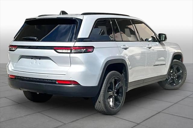 2023 Jeep Grand Cherokee Altitude 4x2