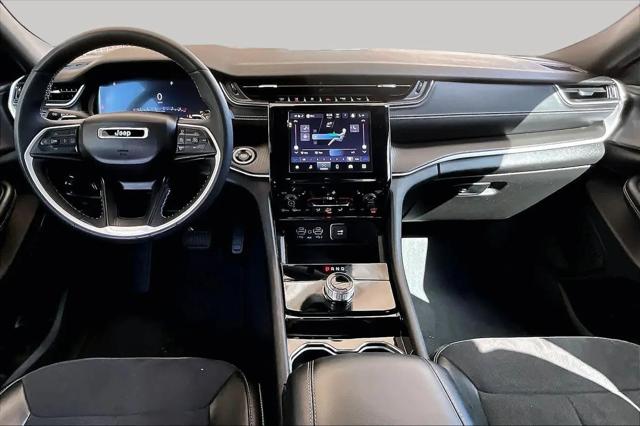 2023 Jeep Grand Cherokee Altitude 4x2