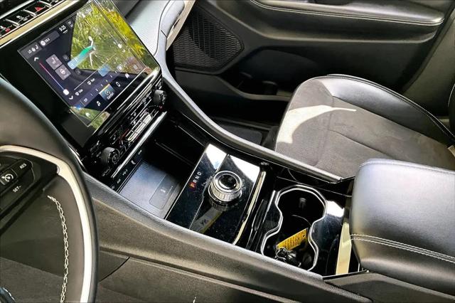 2023 Jeep Grand Cherokee Altitude 4x2