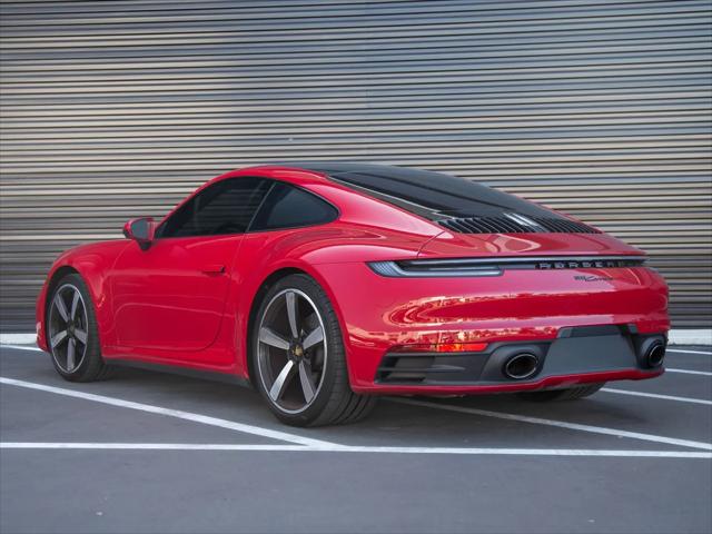 2022 Porsche 911 Carrera