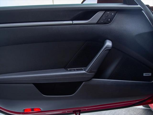 2022 Porsche 911 Carrera