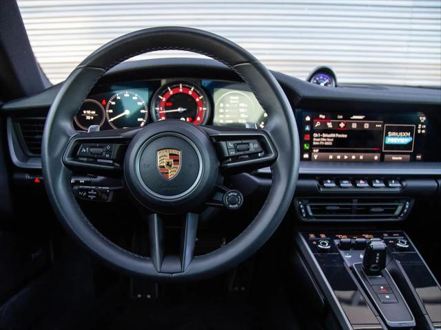 2022 Porsche 911 Carrera