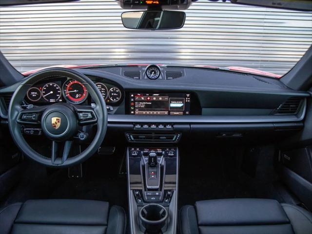2022 Porsche 911 Carrera
