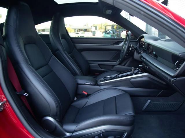 2022 Porsche 911 Carrera