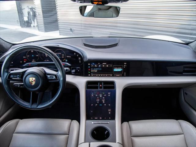 2022 Porsche Taycan Taycan