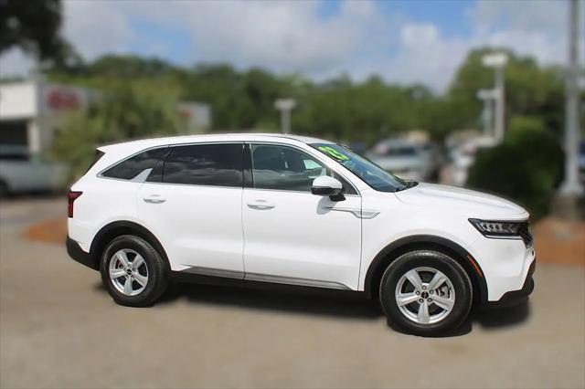 2023 Kia Sorento LX