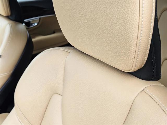 2019 Volvo XC90 T6 Momentum