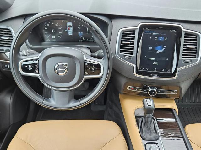 2019 Volvo XC90 T6 Momentum
