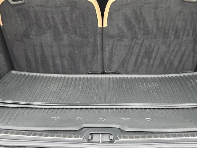 2019 Volvo XC90 T6 Momentum