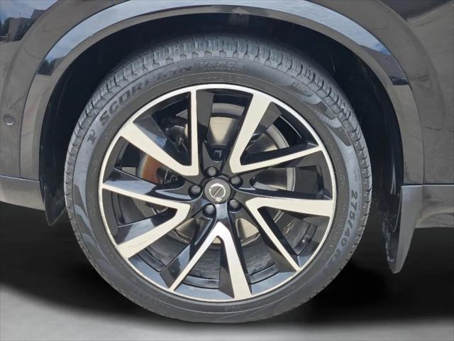 2019 Volvo XC90 T6 Momentum