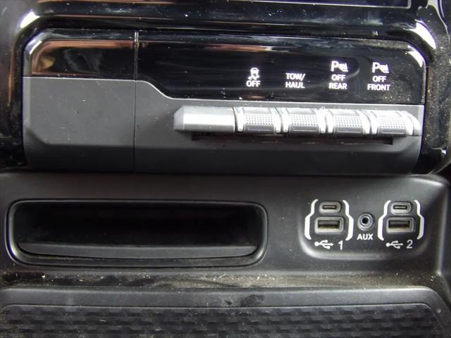 2020 Ram 1500 Lone Star Crew Cab 4x4 5'7" Box
