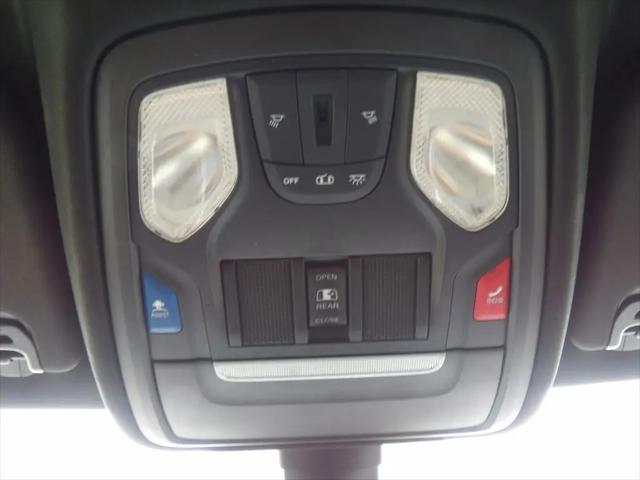 2020 Ram 1500 Lone Star Crew Cab 4x4 5'7" Box