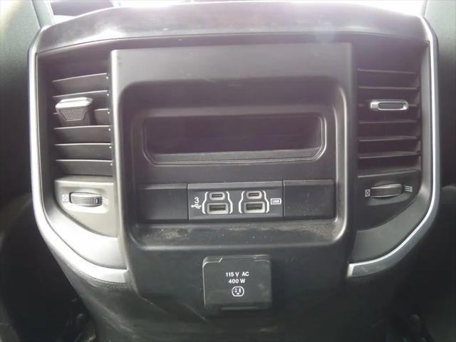 2020 Ram 1500 Lone Star Crew Cab 4x4 5'7" Box