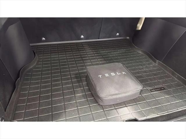 2019 Tesla Model X 75D