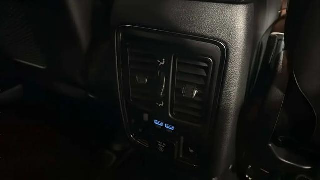 2021 Jeep Grand Cherokee 80th Anniversary Edition