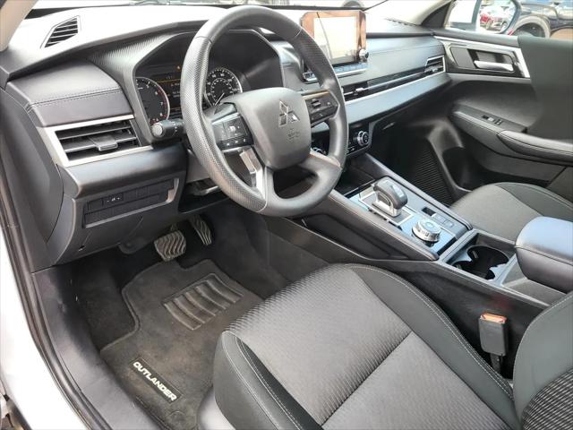 2024 Mitsubishi Outlander ES 2.5 2WD