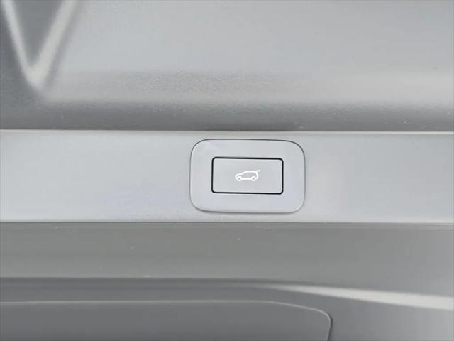 2023 Land Rover Range Rover P400 SE