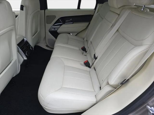 2023 Land Rover Range Rover P400 SE