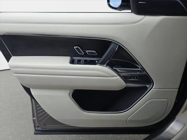 2023 Land Rover Range Rover P400 SE
