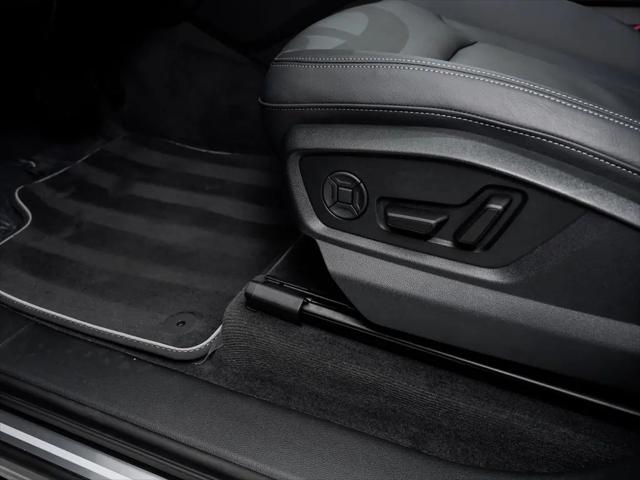 2025 Audi Q7 Premium 45 TFSI quattro Tiptronic