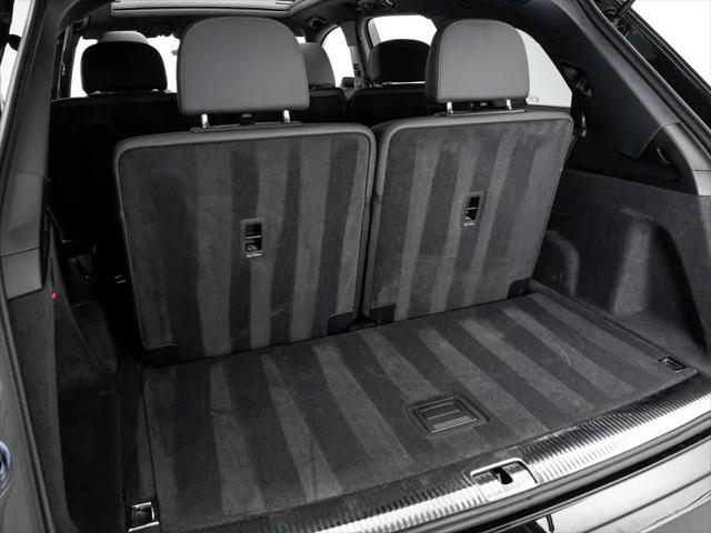 2025 Audi Q7 Premium 45 TFSI quattro Tiptronic