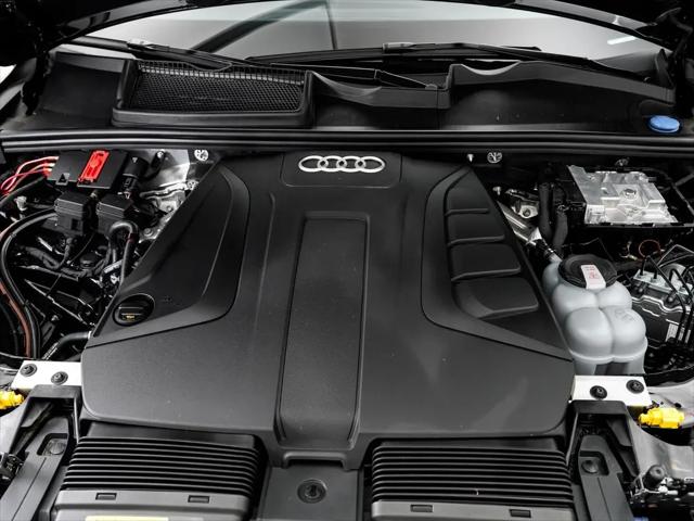 2025 Audi Q7 Premium 45 TFSI quattro Tiptronic
