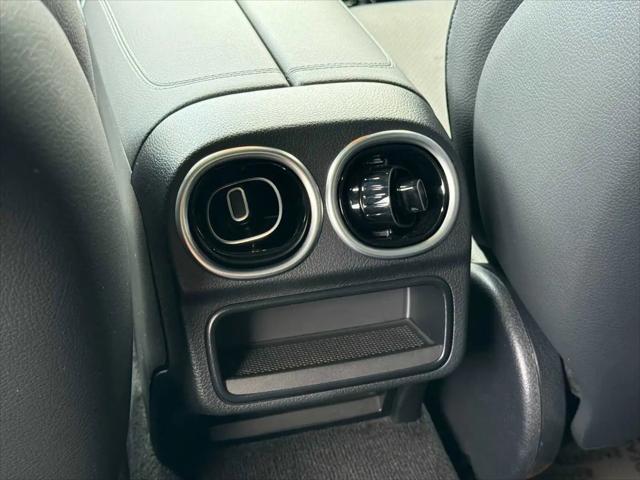 2024 Mercedes-Benz C-CLASS C 300 C 300