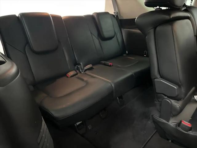 2018 INFINITI QX80 Standard