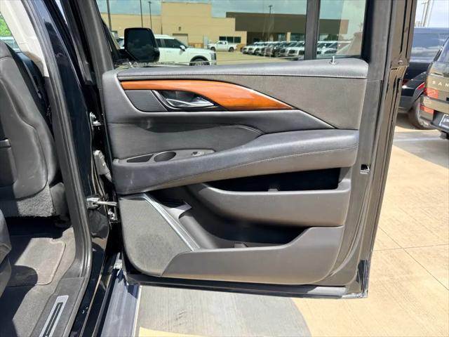 2019 Cadillac Escalade ESV Luxury