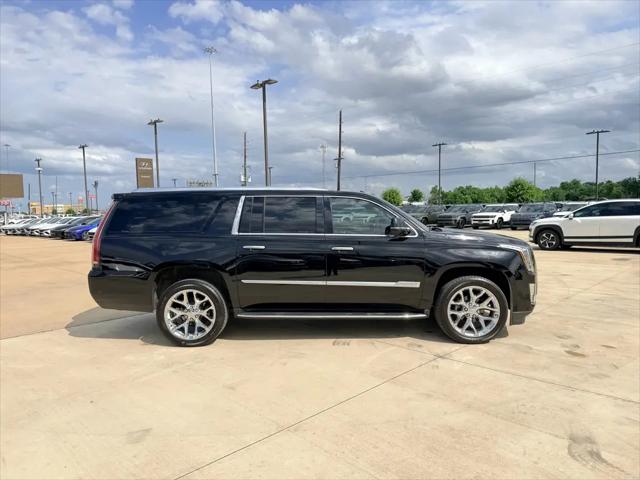 2019 Cadillac Escalade ESV Luxury