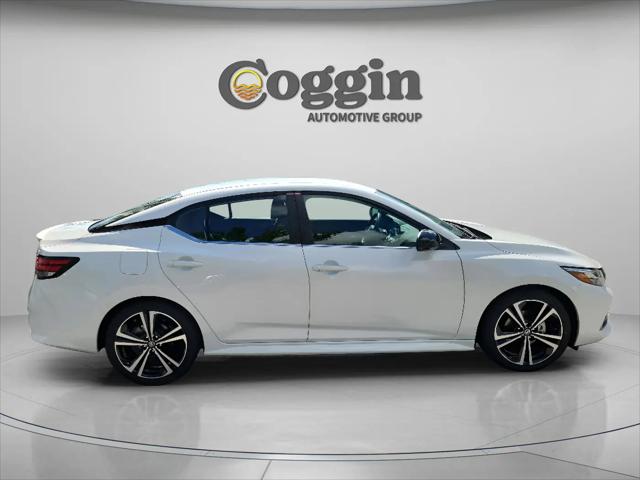 2022 Nissan Sentra SR Xtronic CVT