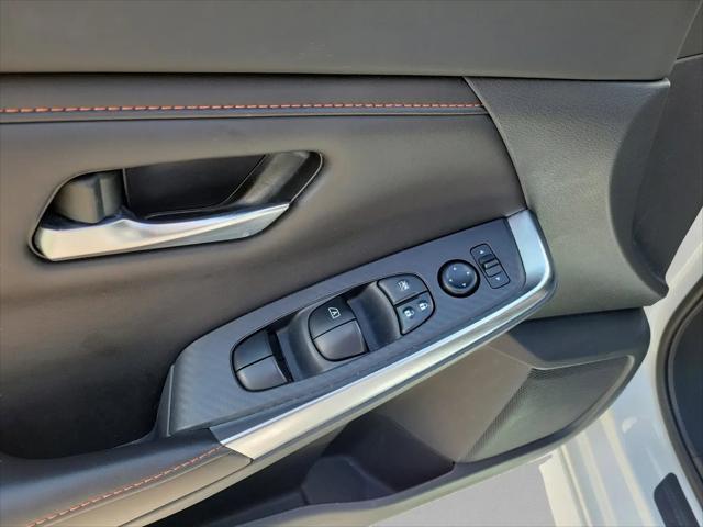 2022 Nissan Sentra SR Xtronic CVT