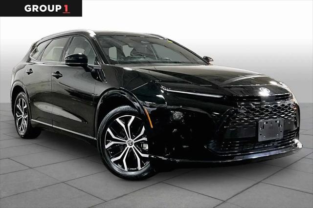 2025 Toyota Crown Signia XLE