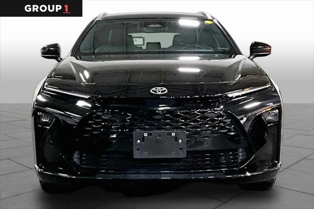 2025 Toyota Crown Signia XLE