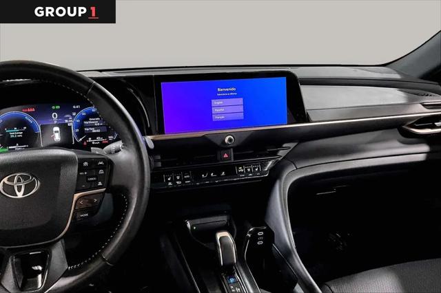 2025 Toyota Crown Signia XLE