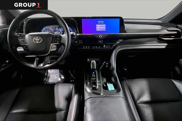 2025 Toyota Crown Signia XLE