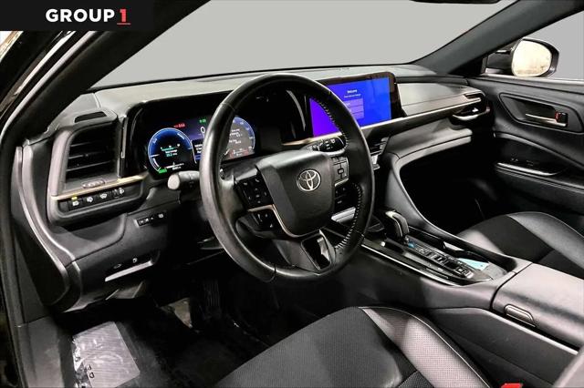 2025 Toyota Crown Signia XLE