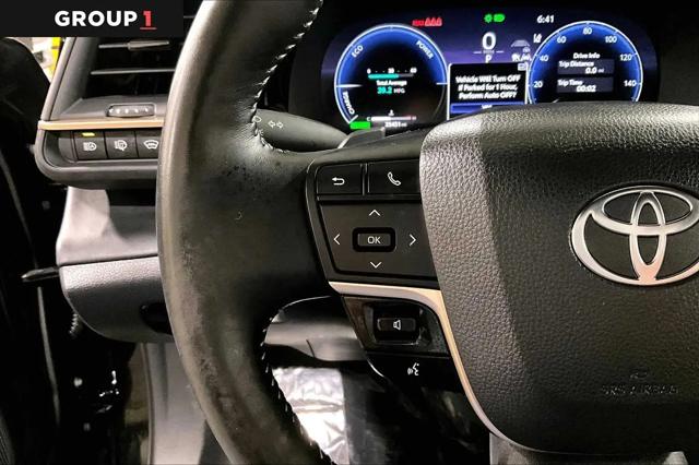 2025 Toyota Crown Signia XLE