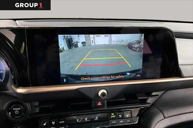 2025 Toyota Crown Signia XLE