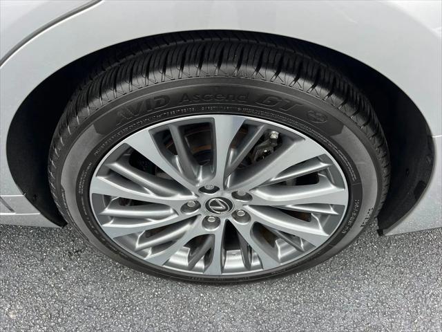 2019 Lexus ES 350 Luxury