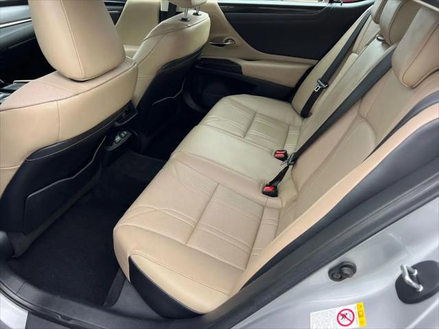 2019 Lexus ES 350 Luxury