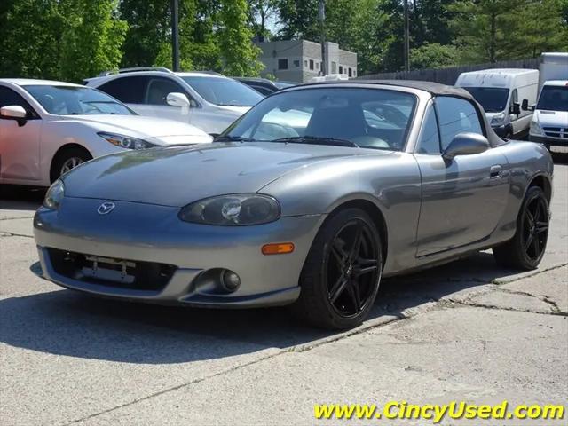 2004 Mazda MX-5 Cloth
