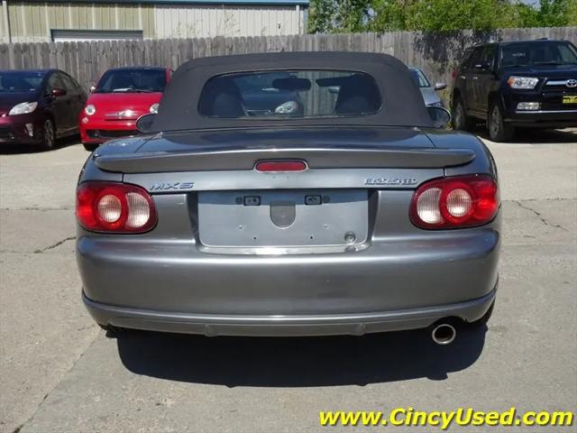 2004 Mazda MX-5 Cloth
