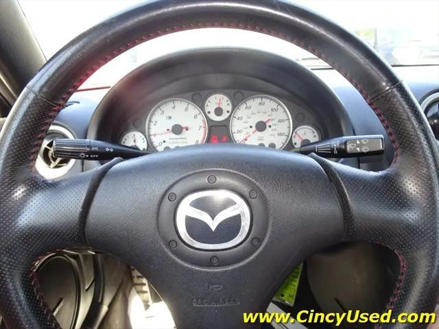 2004 Mazda MX-5 Cloth