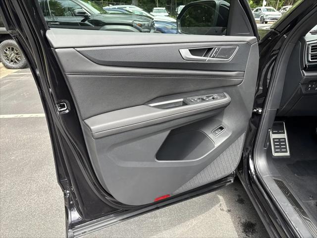 2026 Volkswagen Atlas Cross Sport SEL Premium R-Line