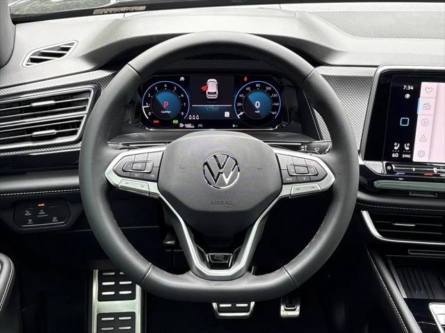 2026 Volkswagen Atlas Cross Sport SEL Premium R-Line