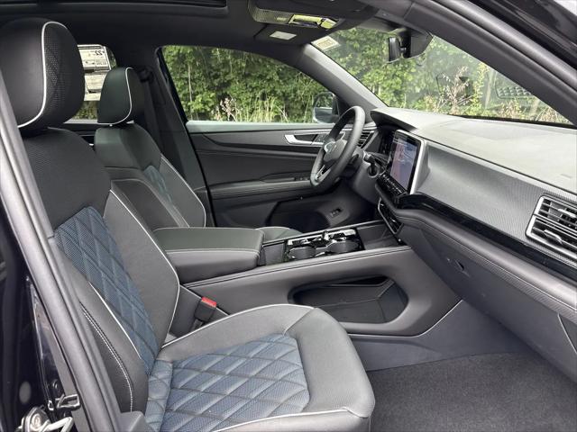 2026 Volkswagen Atlas Cross Sport SEL Premium R-Line